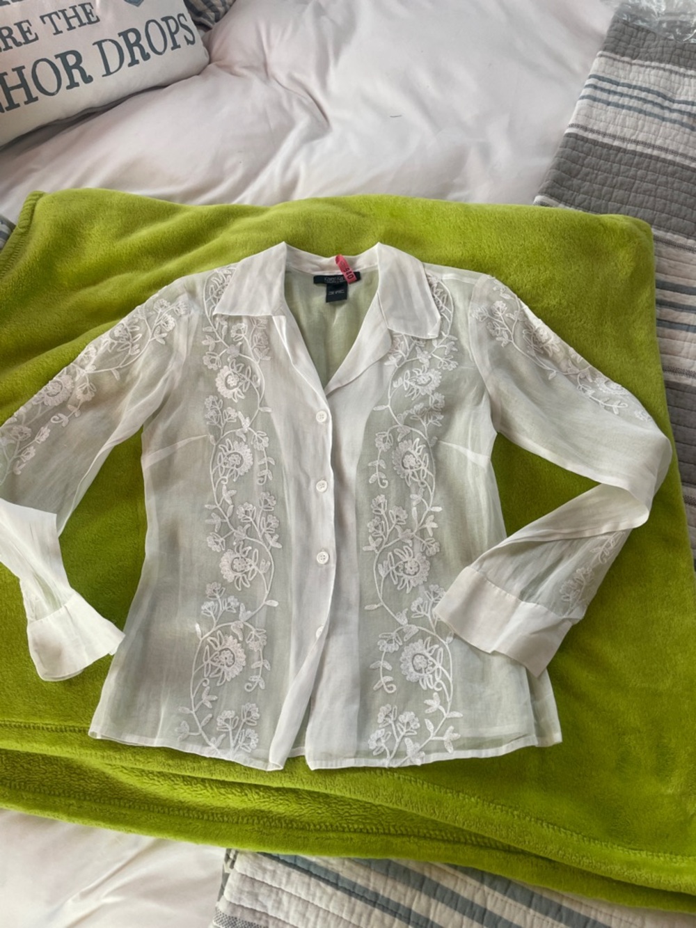 Sheer White Embroidered Button-Front Top 💯 cotton